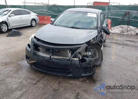 2015 Nissan Altima 2.5 S из США, поврежденный, VIN 1N4AL3AP6FN327996